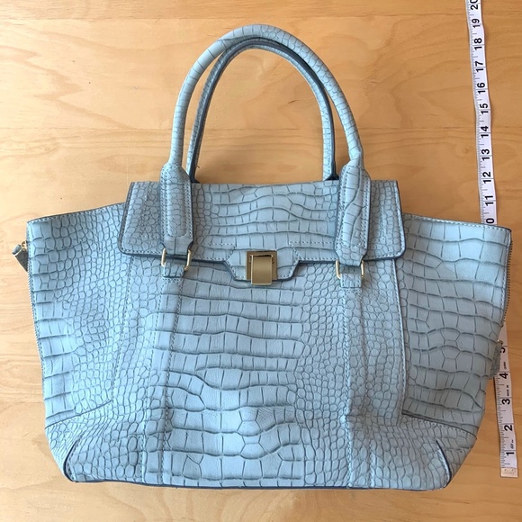 Large Baby Blue Faux Snakeskin Shoulder Tote Bag - Picture 2 of 12